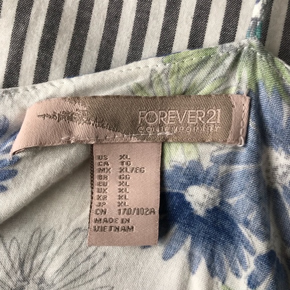 Forever 21 crop floral tank with tie back - XL - Picture 4 of 7